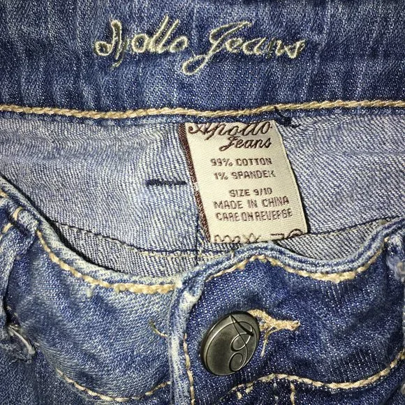 Apollo Juniors 9/10 Destroyed Embroidered Studded Med Wash Lo Rise Crop Jeans - Picture 3 of 7